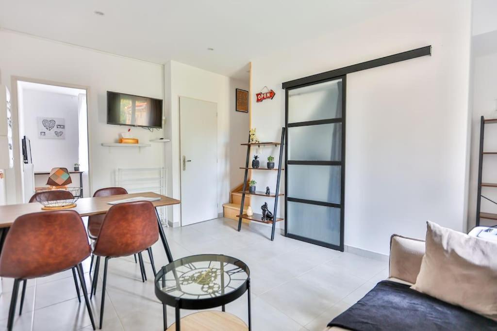 Ferienwohnung L'Escale - Proche Gare #Charente Le Gond-Pontouvre Exterior foto